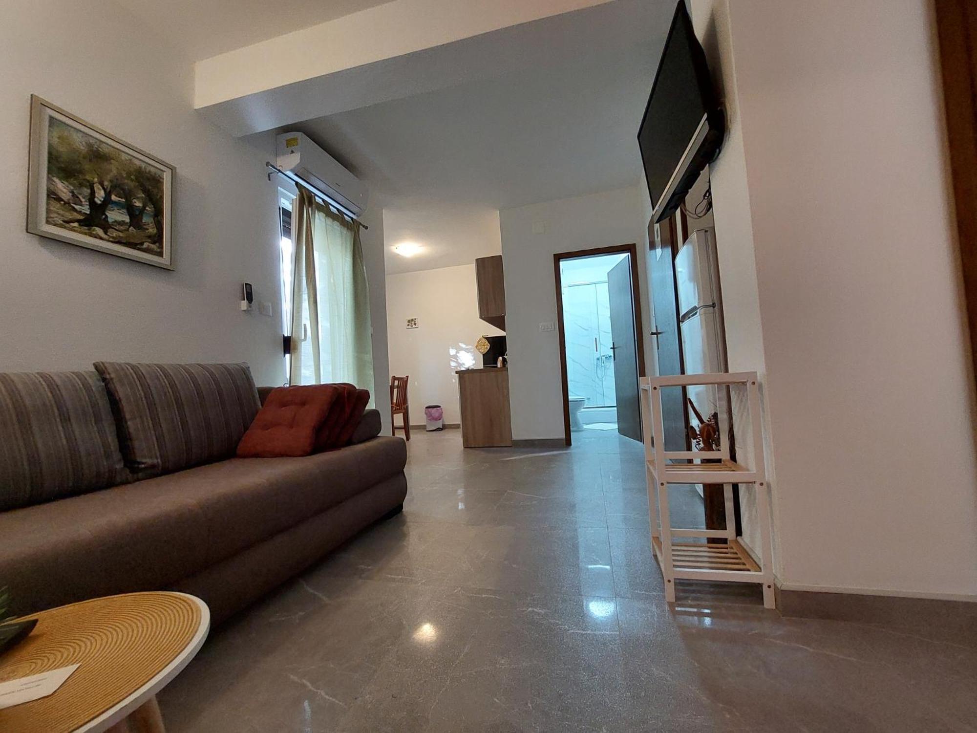 Apartments Nenad & Marija Pag Town Exterior photo