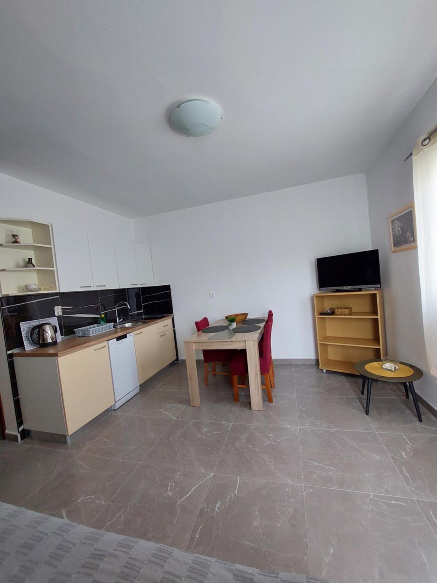 Apartments Nenad & Marija Pag Town Exterior photo